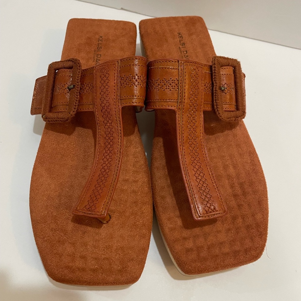 Anthropologie Kelsi Dagger Sandals sz. 8 Brooklyn Swag Thong Suede Brown Orange - Picture 7 of 9